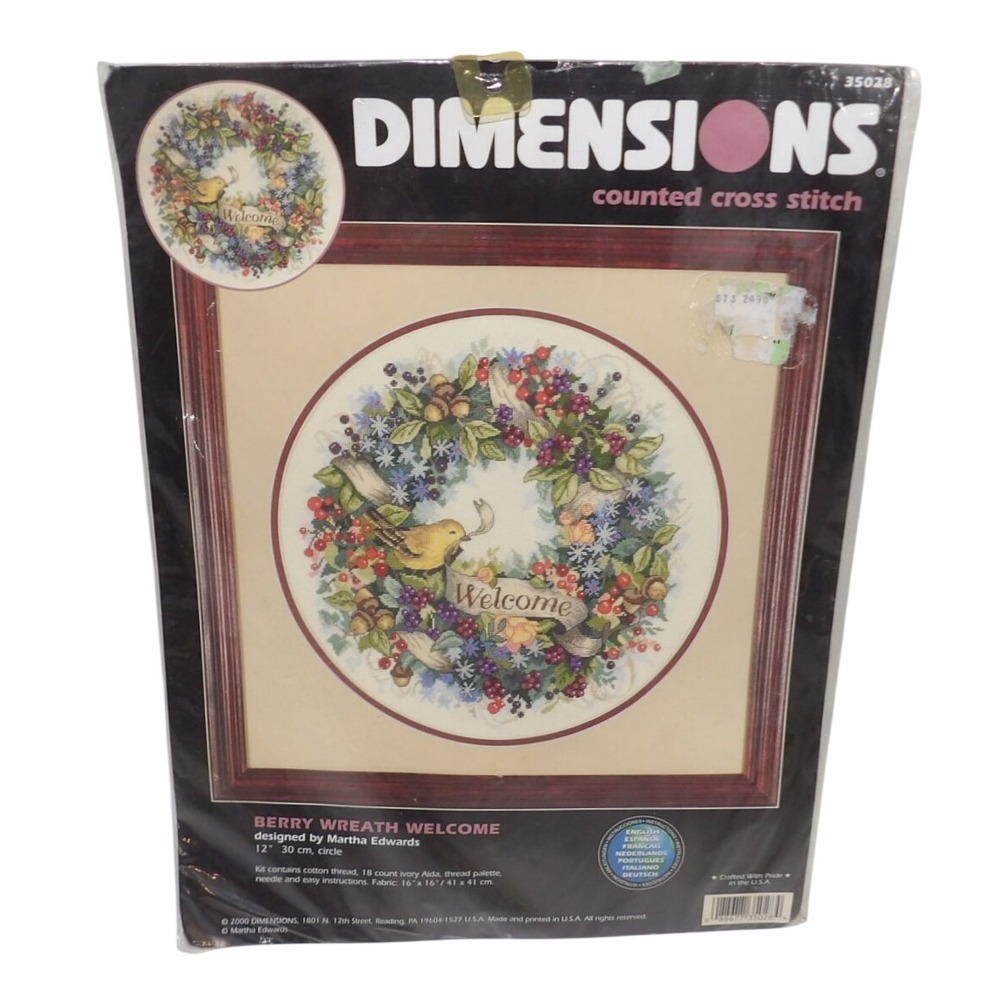 Dimensions 35028 Berry Wreath Welcome Counted Cross Stitch Kit Martha Edwards